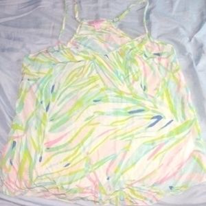 Medium sleeveless colorful shirt